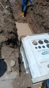 Instalación de caja subterránea REFORPLAS en zanja para redes subterráneas